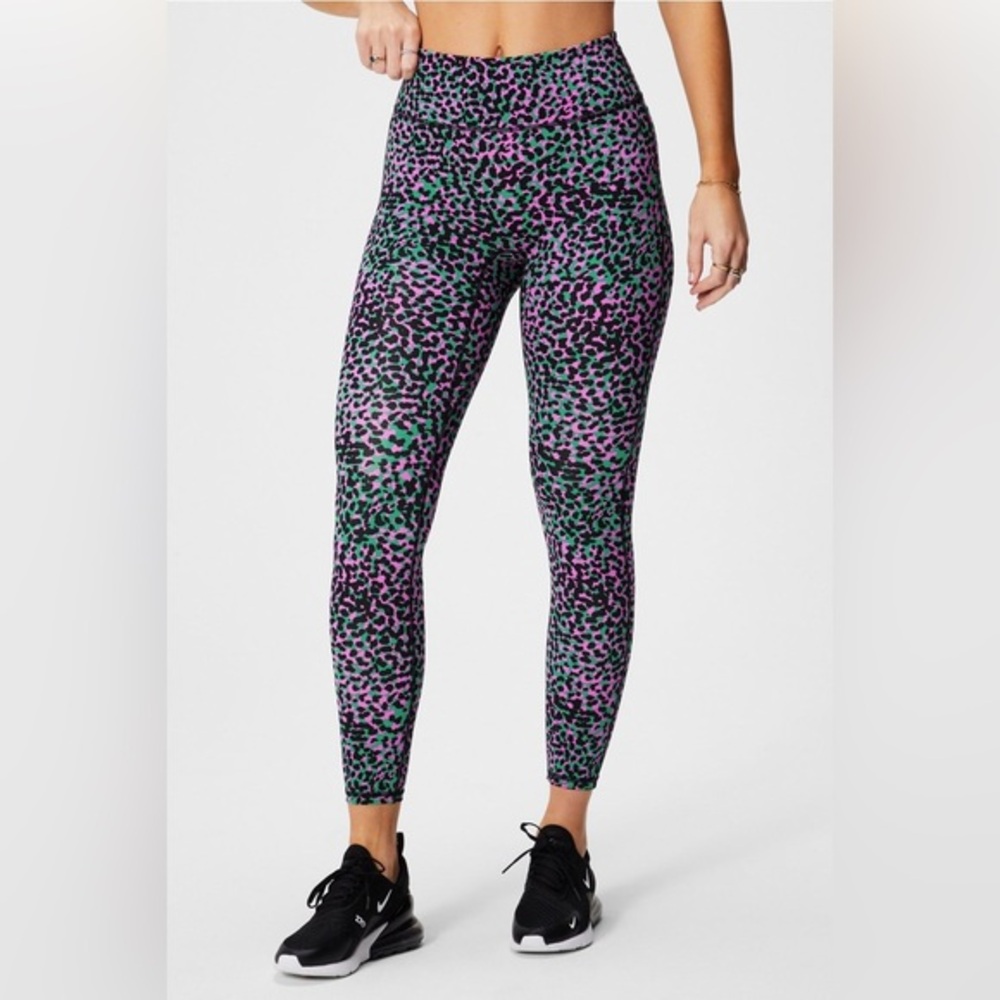 Fabletics Anywhere Motion365+ High-Waisted Legging Medium
